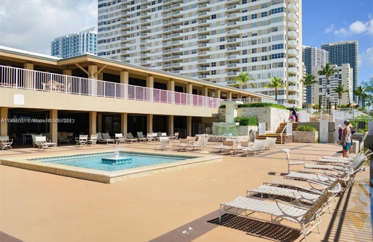 1950 S Ocean Dr 18B, Hallandale Beach, Florida 33009, 1 Bedroom Bedrooms, ,1 BathroomBathrooms,Residential,For Sale,1950 S Ocean Dr 18B,A11563770