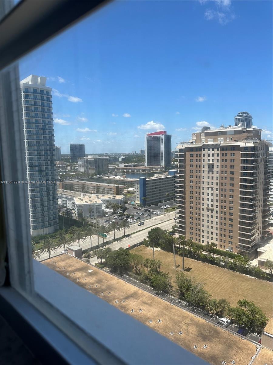 1950 S Ocean Dr 18B, Hallandale Beach, Florida 33009, 1 Bedroom Bedrooms, ,1 BathroomBathrooms,Residential,For Sale,1950 S Ocean Dr 18B,A11563770