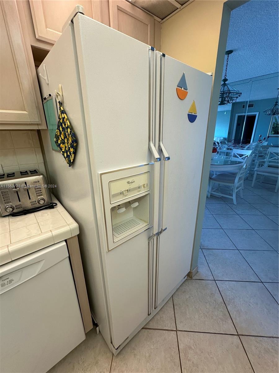 1950 S Ocean Dr 18B, Hallandale Beach, Florida 33009, 1 Bedroom Bedrooms, ,1 BathroomBathrooms,Residential,For Sale,1950 S Ocean Dr 18B,A11563770