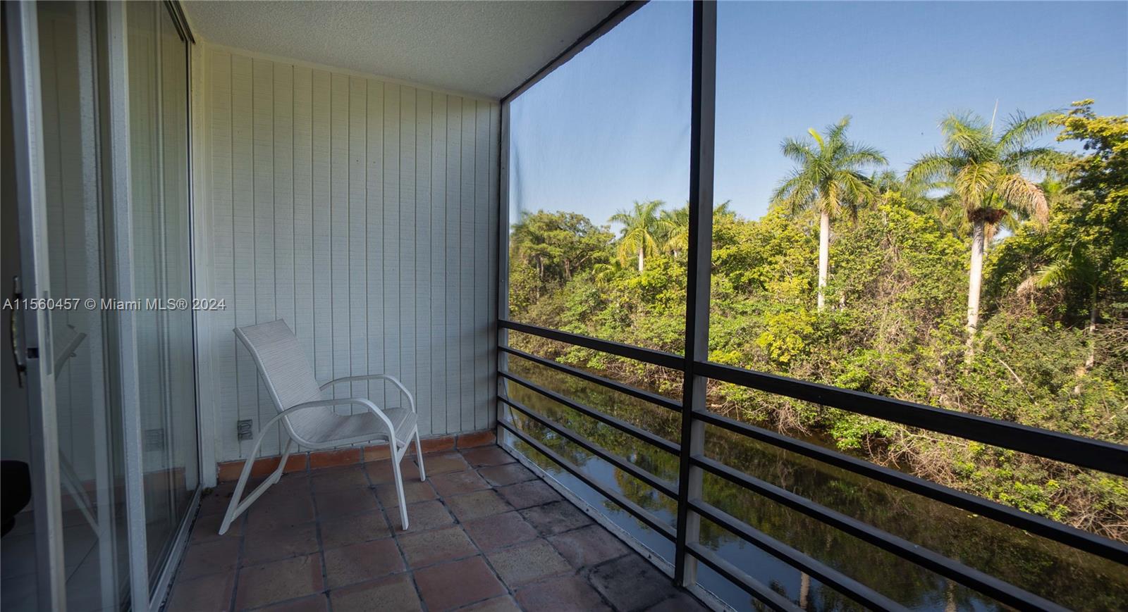 106 Royal Park Dr 3D, Oakland Park, Florida 33309, 1 Bedroom Bedrooms, ,1 BathroomBathrooms,Residential,For Sale,106 Royal Park Dr 3D,A11560457