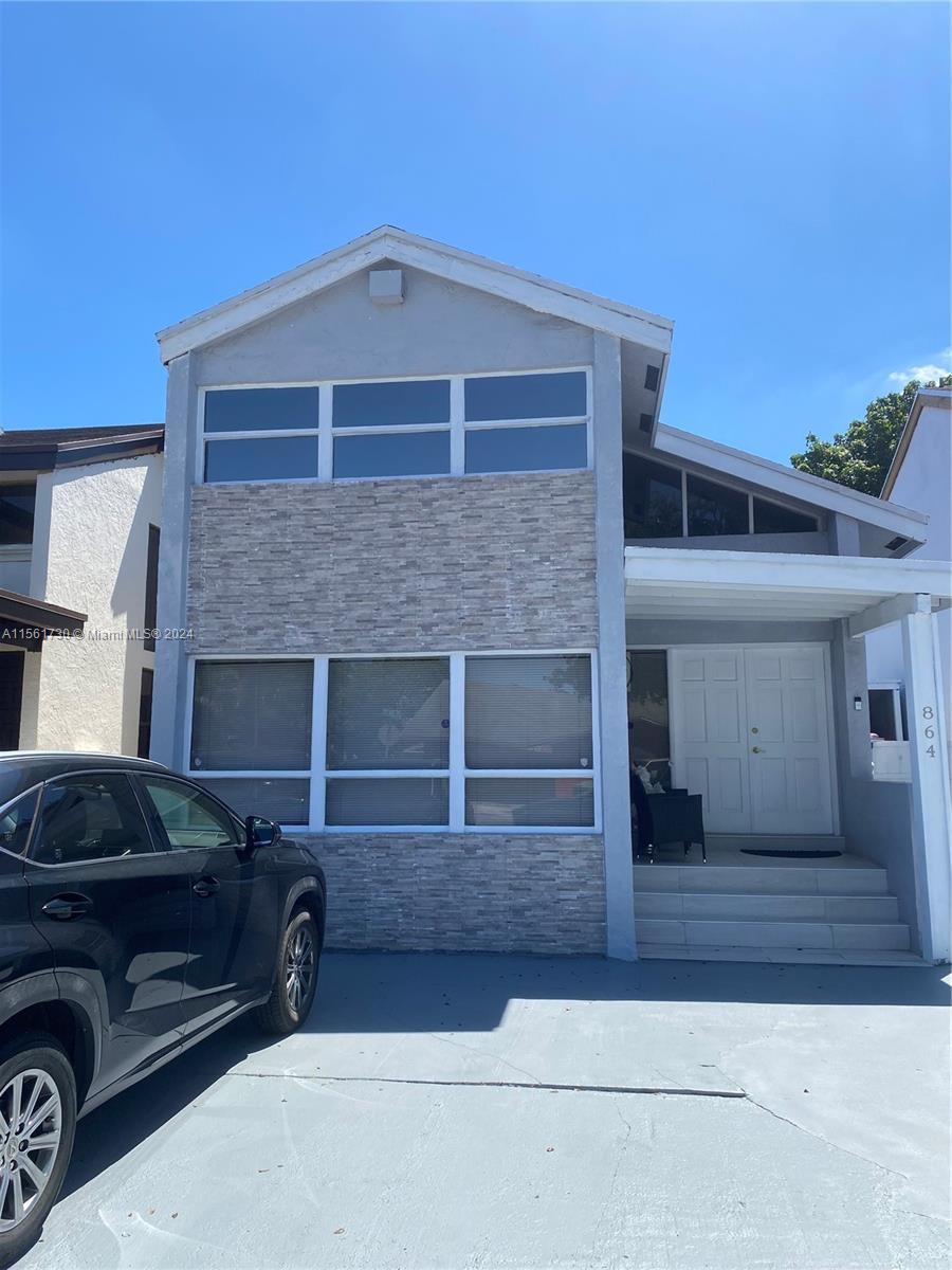 864 W 39th Pl, Hialeah, Florida 33012, 3 Bedrooms Bedrooms, ,2 BathroomsBathrooms,Residential,For Sale,864 W 39th Pl,A11561730