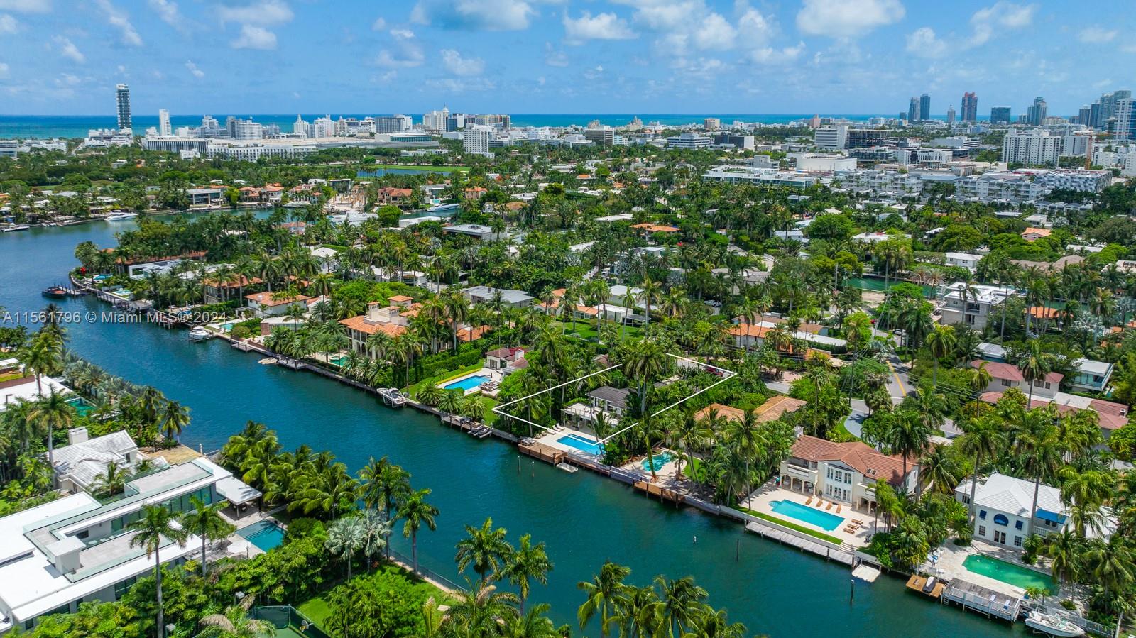 1611 W 24th St, Miami Beach, Florida 33140, 4 Bedrooms Bedrooms, ,3 BathroomsBathrooms,Residentiallease,For Rent,1611 W 24th St,A11561796