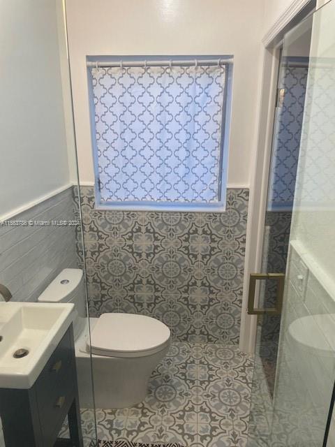 441 Sansovino Ave, Coral Gables, Florida 33146, 2 Bedrooms Bedrooms, ,2 BathroomsBathrooms,Residentiallease,For Rent,441 Sansovino Ave,A11563786