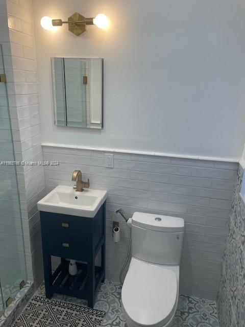441 Sansovino Ave, Coral Gables, Florida 33146, 2 Bedrooms Bedrooms, ,2 BathroomsBathrooms,Residentiallease,For Rent,441 Sansovino Ave,A11563786