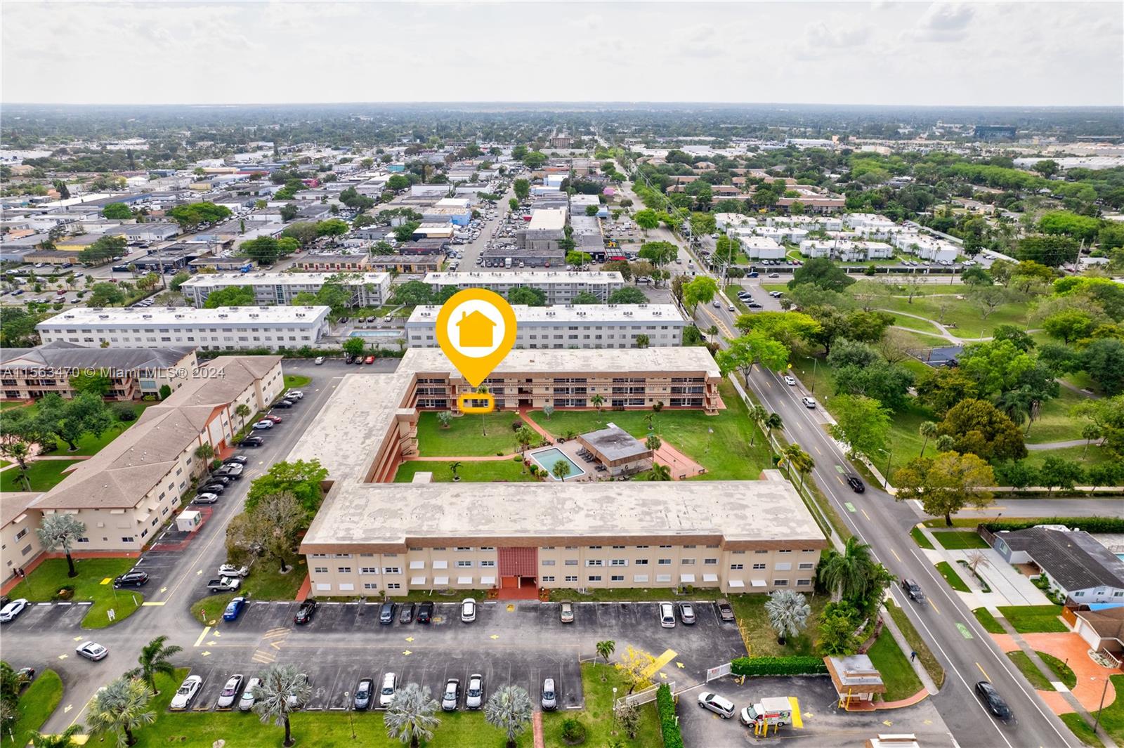 5300 Washington St T120, Hollywood, Florida 33021, 2 Bedrooms Bedrooms, ,2 BathroomsBathrooms,Residential,For Sale,5300 Washington St T120,A11563470