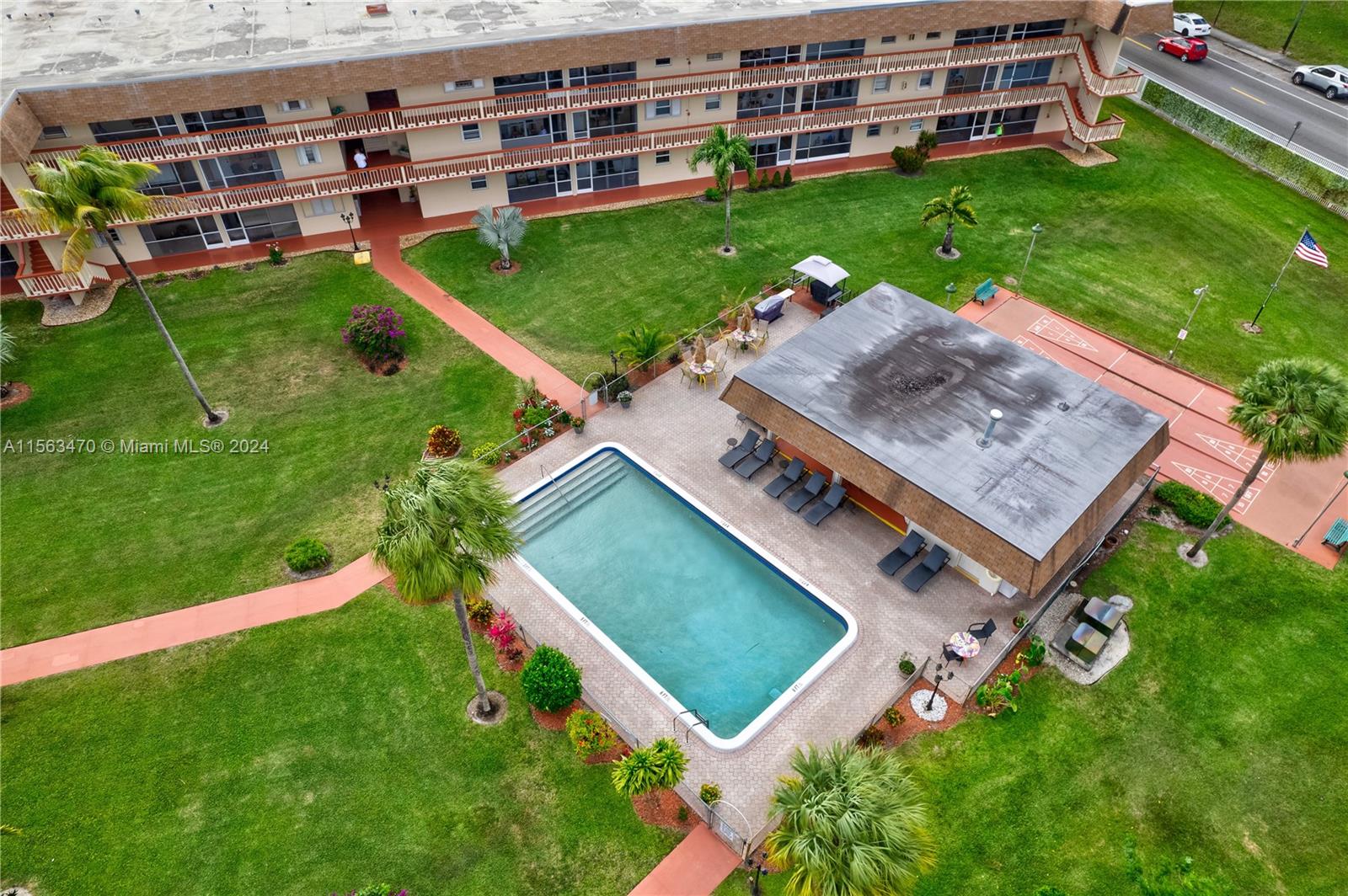 5300 Washington St T120, Hollywood, Florida 33021, 2 Bedrooms Bedrooms, ,2 BathroomsBathrooms,Residential,For Sale,5300 Washington St T120,A11563470