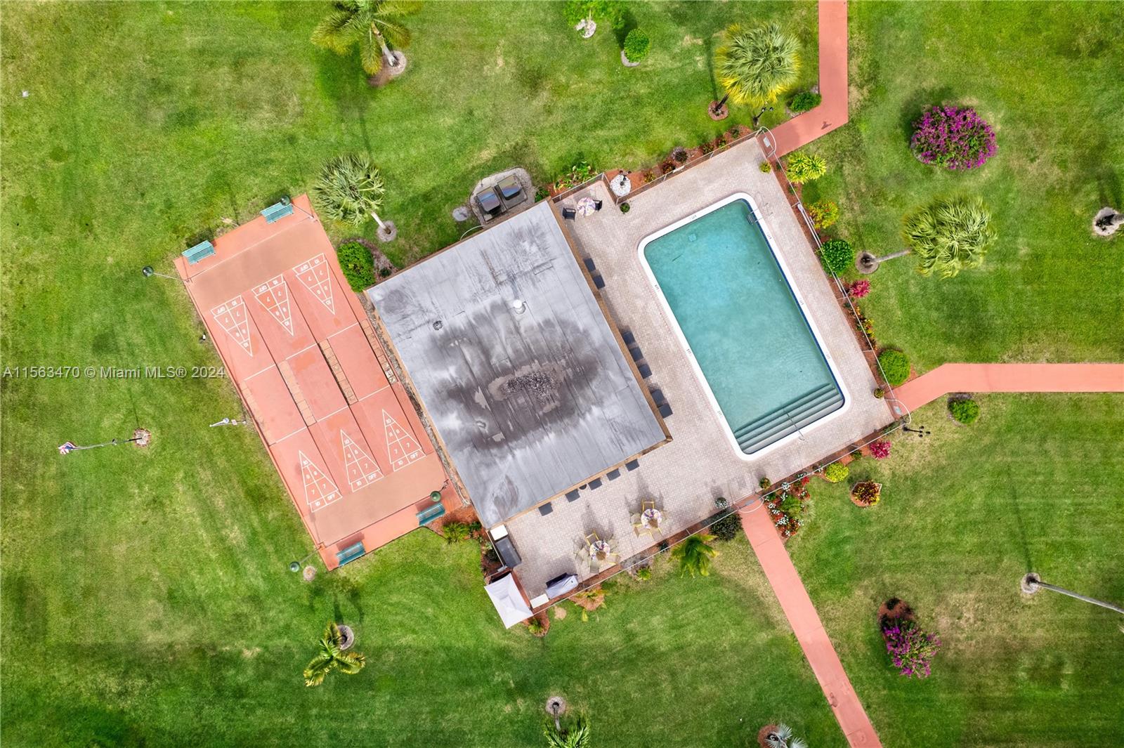 5300 Washington St T120, Hollywood, Florida 33021, 2 Bedrooms Bedrooms, ,2 BathroomsBathrooms,Residential,For Sale,5300 Washington St T120,A11563470