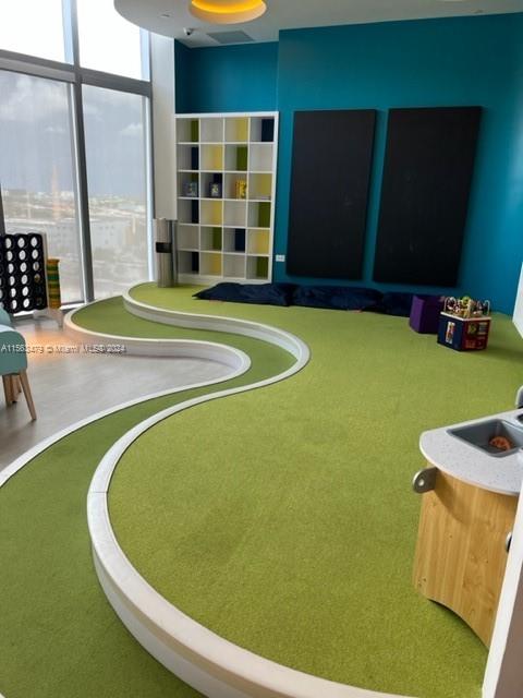 851 NE 1st Ave 3704, Miami, Florida 33132, 1 Bedroom Bedrooms, ,2 BathroomsBathrooms,Residentiallease,For Rent,851 NE 1st Ave 3704,A11563479