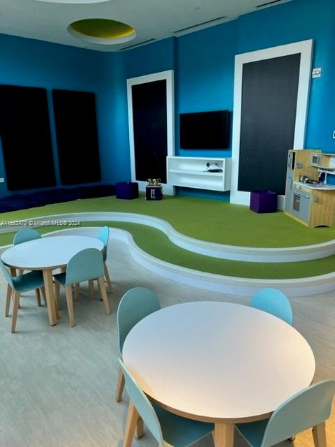 851 NE 1st Ave 3704, Miami, Florida 33132, 1 Bedroom Bedrooms, ,2 BathroomsBathrooms,Residentiallease,For Rent,851 NE 1st Ave 3704,A11563479