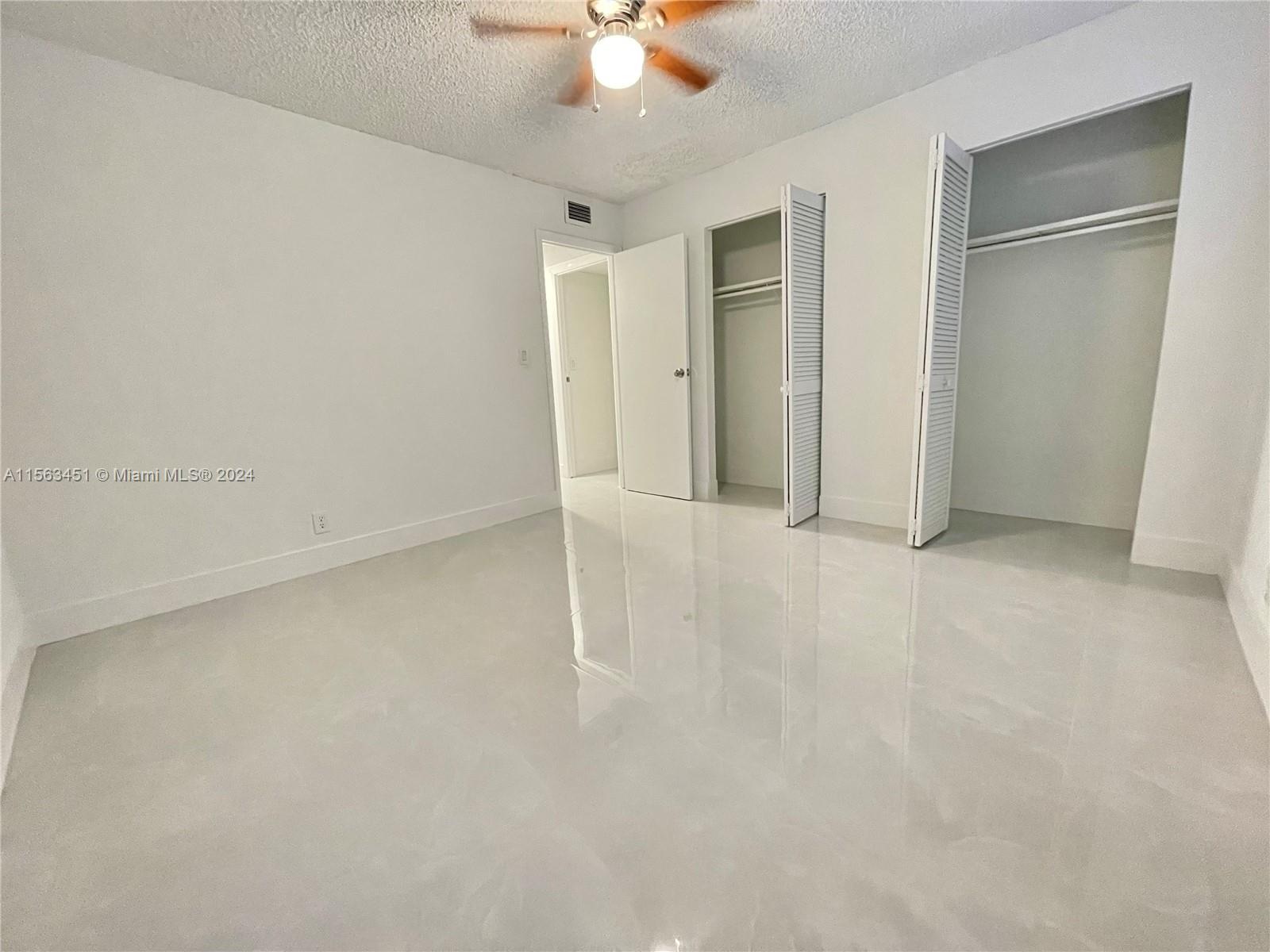 17901 NW 68th Ave S102, Hialeah, Florida 33015, 2 Bedrooms Bedrooms, ,2 BathroomsBathrooms,Residentiallease,For Rent,17901 NW 68th Ave S102,A11563451