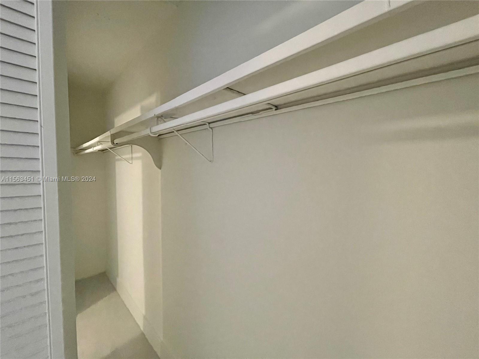 17901 NW 68th Ave S102, Hialeah, Florida 33015, 2 Bedrooms Bedrooms, ,2 BathroomsBathrooms,Residentiallease,For Rent,17901 NW 68th Ave S102,A11563451