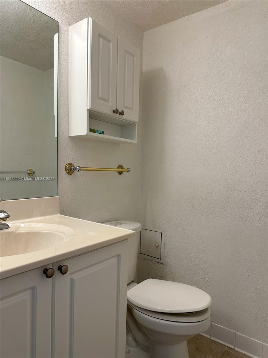 2501 S Ocean Dr 1602, Hollywood, Florida 33019, 1 Bedroom Bedrooms, ,1 BathroomBathrooms,Residentiallease,For Rent,2501 S Ocean Dr 1602,A11562299