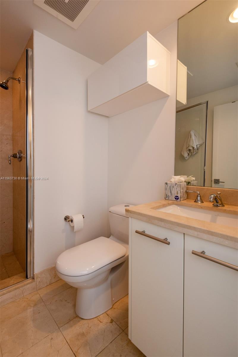 6799 Collins Ave 906, Miami Beach, Florida 33141, 2 Bedrooms Bedrooms, ,2 BathroomsBathrooms,Residentiallease,For Rent,6799 Collins Ave 906,A11563738