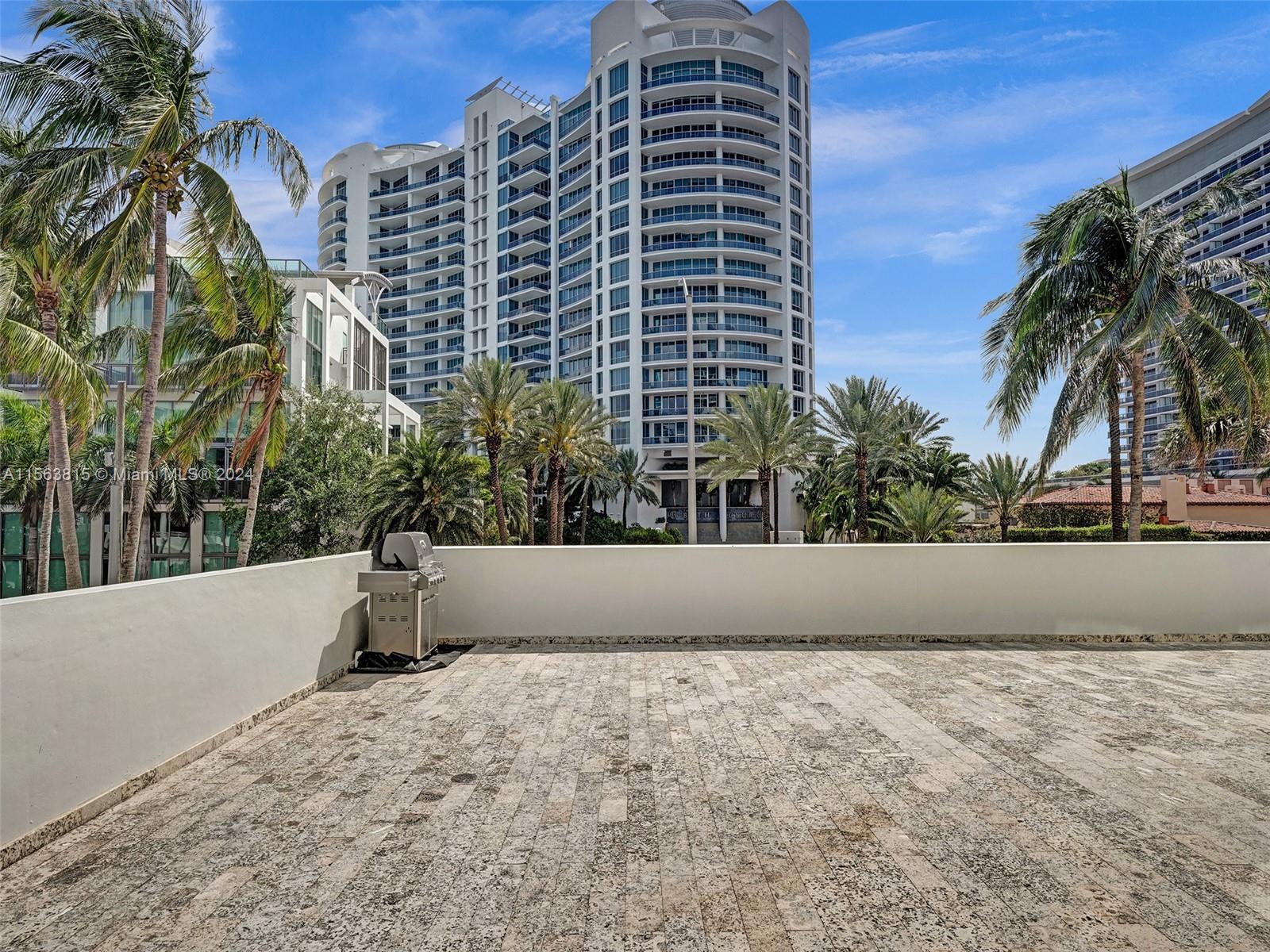 5900 Collins Ave 804, Miami Beach, Florida 33140, 2 Bedrooms Bedrooms, ,2 BathroomsBathrooms,Residentiallease,For Rent,5900 Collins Ave 804,A11563815