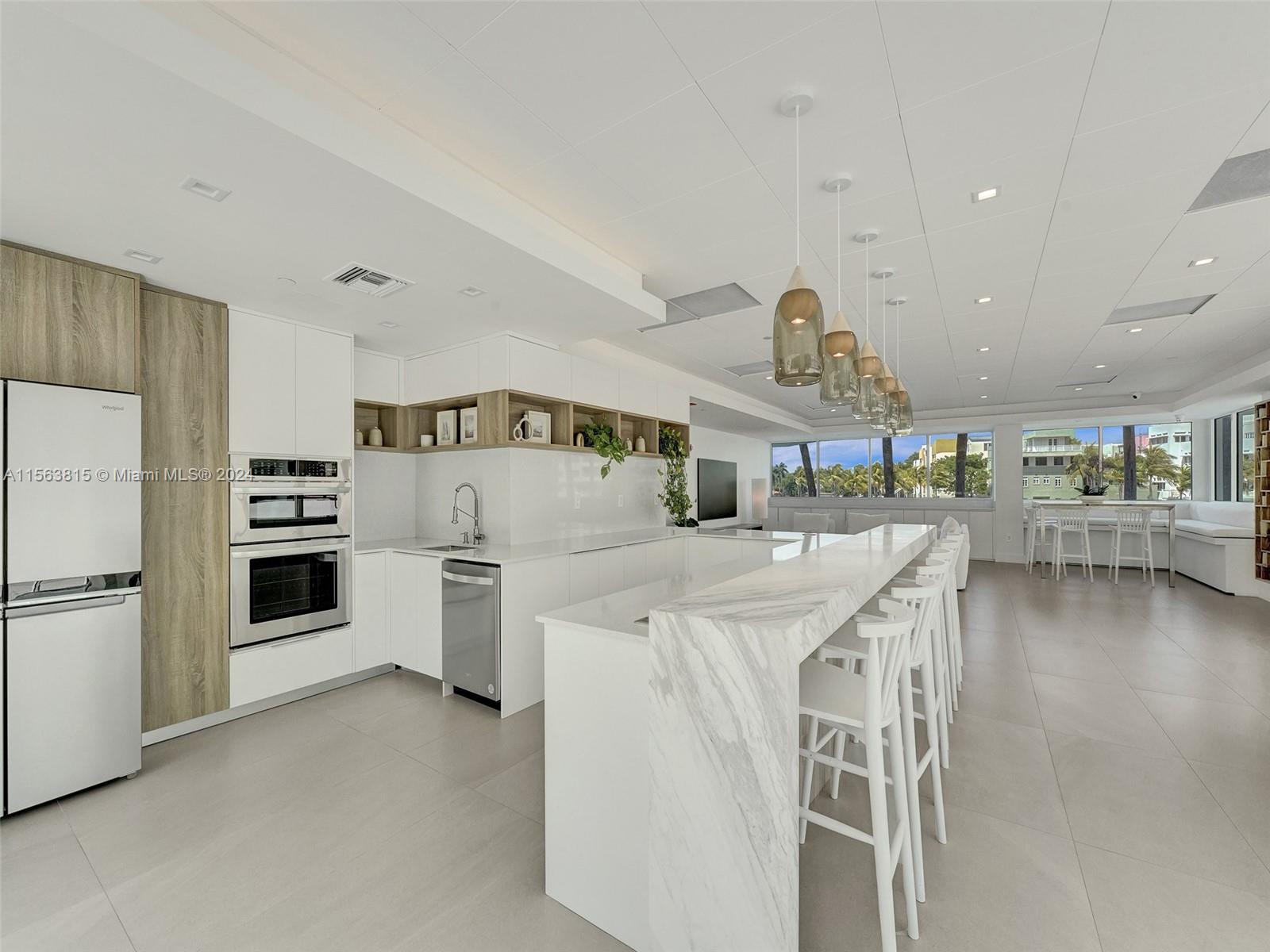 5900 Collins Ave 804, Miami Beach, Florida 33140, 2 Bedrooms Bedrooms, ,2 BathroomsBathrooms,Residentiallease,For Rent,5900 Collins Ave 804,A11563815