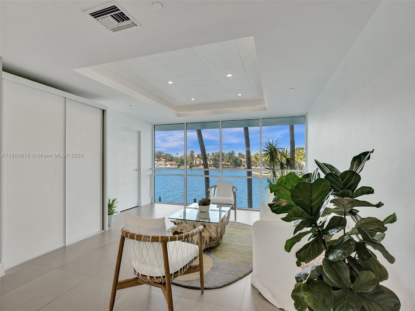 5900 Collins Ave 804, Miami Beach, Florida 33140, 2 Bedrooms Bedrooms, ,2 BathroomsBathrooms,Residentiallease,For Rent,5900 Collins Ave 804,A11563815