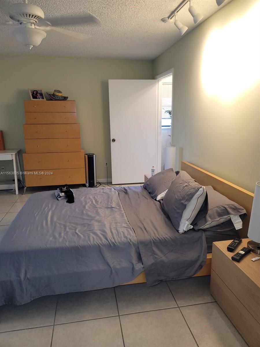 7019 SW 115th Pl B31, Miami, Florida 33173, 2 Bedrooms Bedrooms, ,2 BathroomsBathrooms,Residentiallease,For Rent,7019 SW 115th Pl B31,A11563825