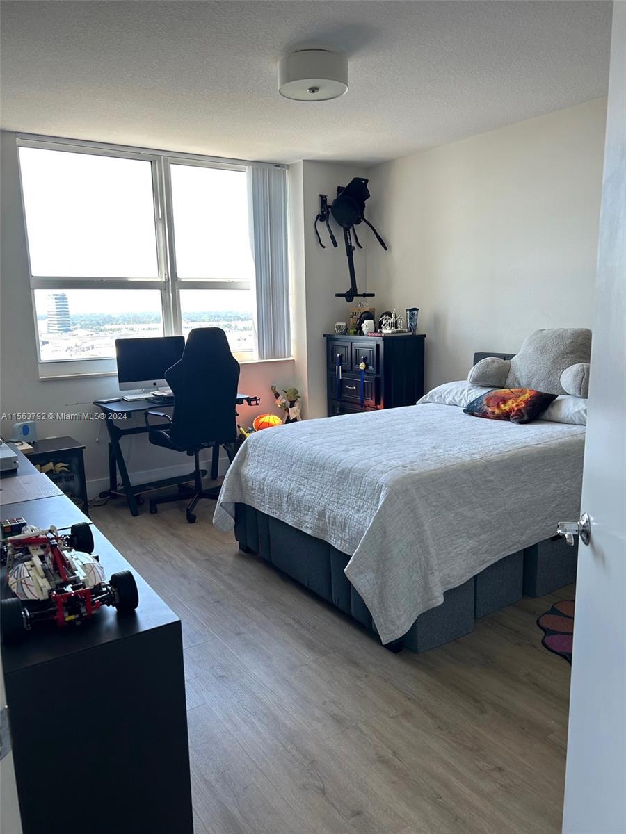 19501 W Country Club Dr 1512, Aventura, Florida 33180, 2 Bedrooms Bedrooms, ,2 BathroomsBathrooms,Residentiallease,For Rent,19501 W Country Club Dr 1512,A11563792