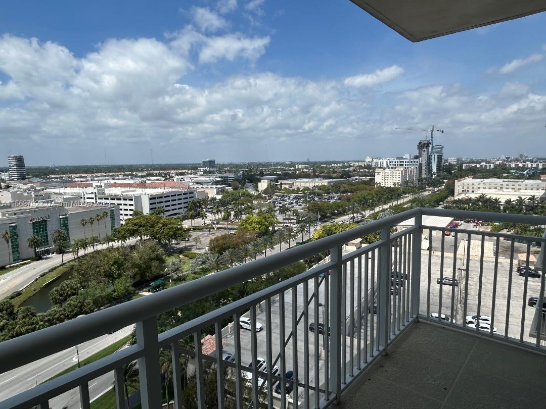 19501 W Country Club Dr 1512, Aventura, Florida 33180, 2 Bedrooms Bedrooms, ,2 BathroomsBathrooms,Residentiallease,For Rent,19501 W Country Club Dr 1512,A11563792