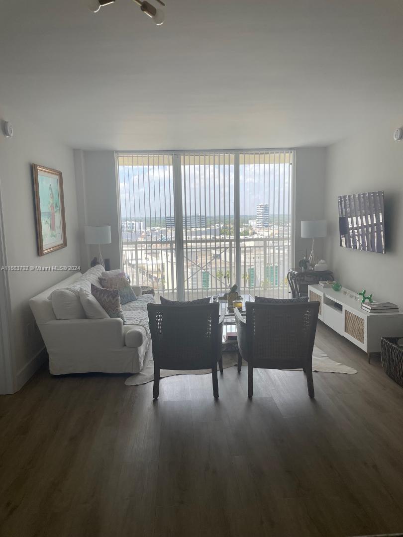 19501 W Country Club Dr 1512, Aventura, Florida 33180, 2 Bedrooms Bedrooms, ,2 BathroomsBathrooms,Residentiallease,For Rent,19501 W Country Club Dr 1512,A11563792