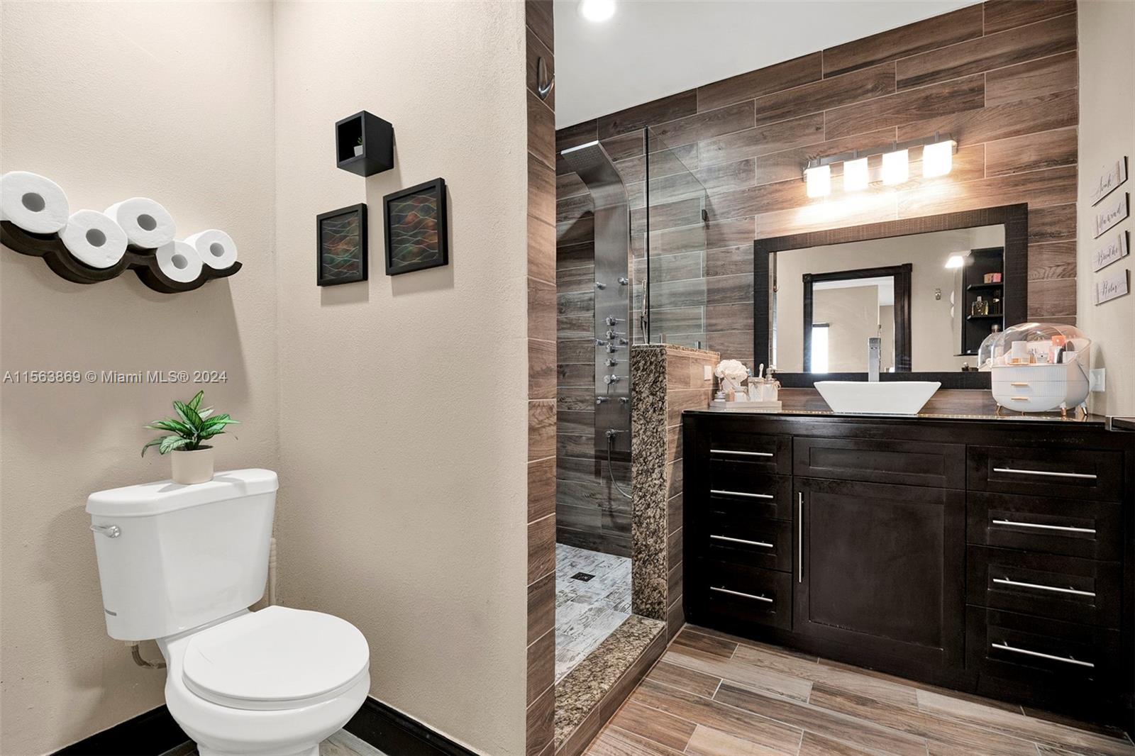 16634 SW 50th Ter, Miami, Florida 33185, 4 Bedrooms Bedrooms, ,3 BathroomsBathrooms,Residential,For Sale,16634 SW 50th Ter,A11563869