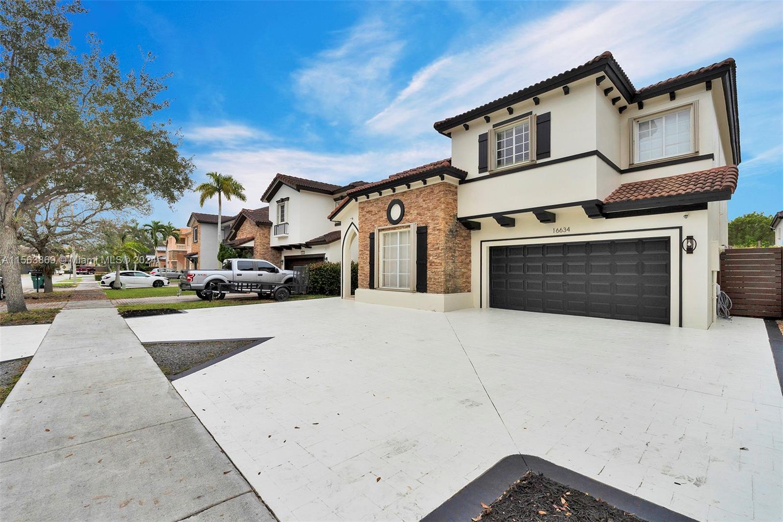 16634 SW 50th Ter, Miami, Florida 33185, 4 Bedrooms Bedrooms, ,3 BathroomsBathrooms,Residential,For Sale,16634 SW 50th Ter,A11563869