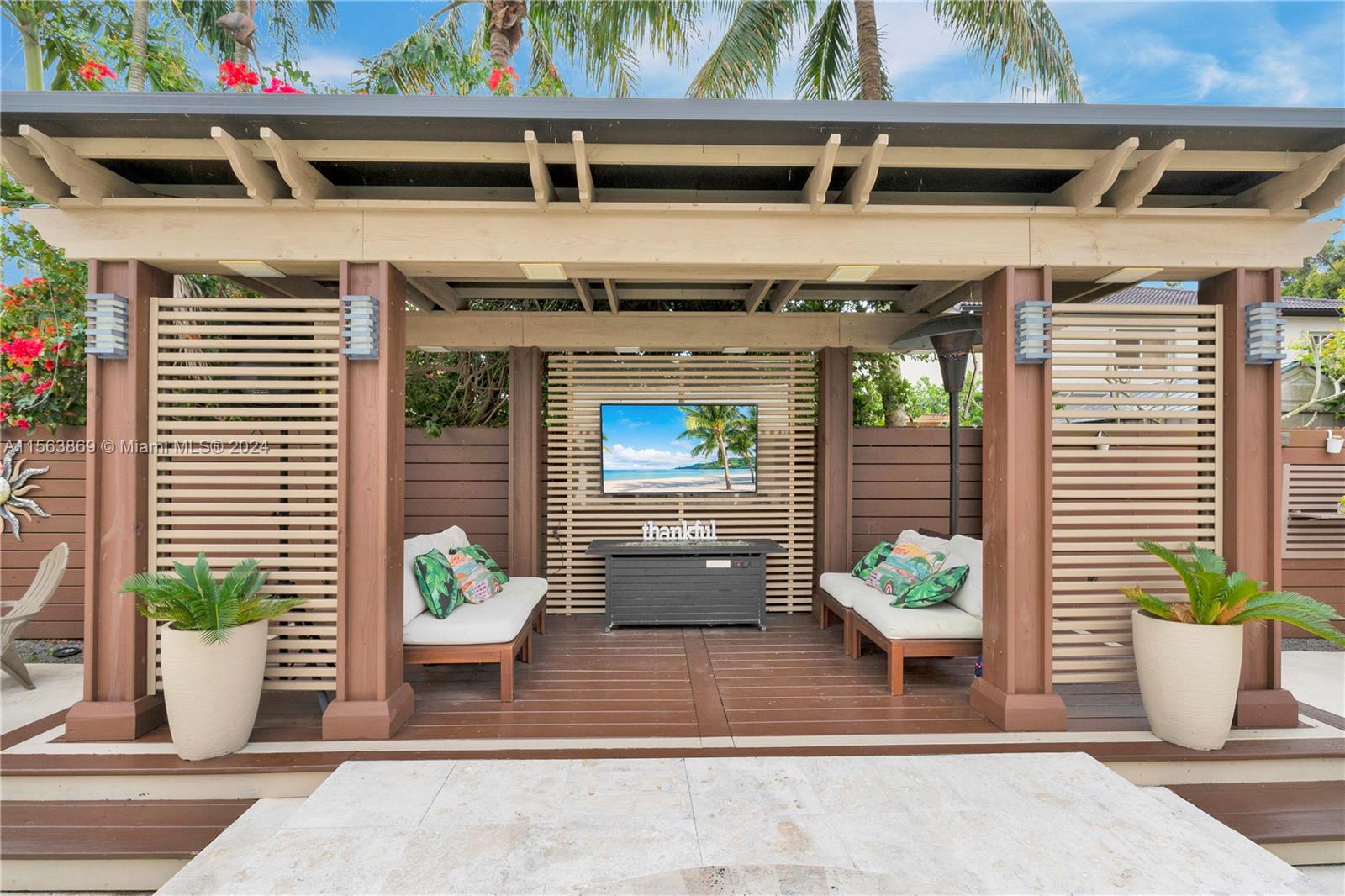 16634 SW 50th Ter, Miami, Florida 33185, 4 Bedrooms Bedrooms, ,3 BathroomsBathrooms,Residential,For Sale,16634 SW 50th Ter,A11563869