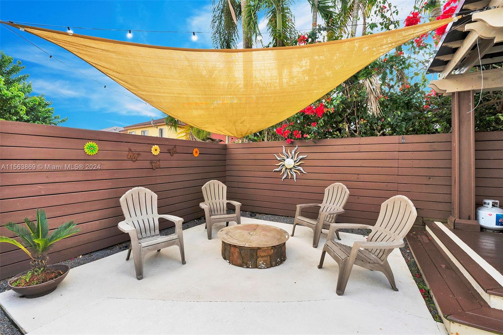 16634 SW 50th Ter, Miami, Florida 33185, 4 Bedrooms Bedrooms, ,3 BathroomsBathrooms,Residential,For Sale,16634 SW 50th Ter,A11563869