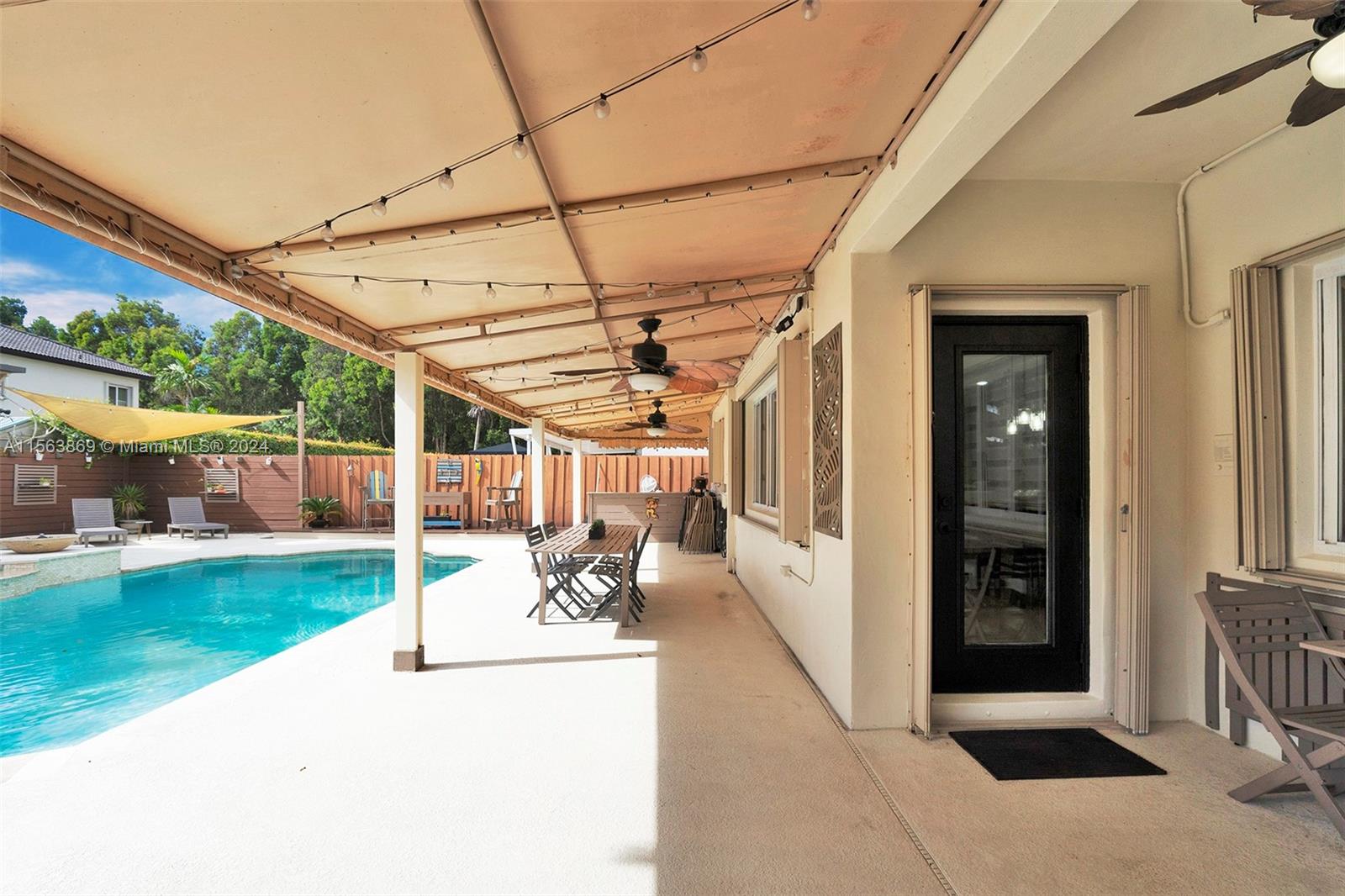 16634 SW 50th Ter, Miami, Florida 33185, 4 Bedrooms Bedrooms, ,3 BathroomsBathrooms,Residential,For Sale,16634 SW 50th Ter,A11563869