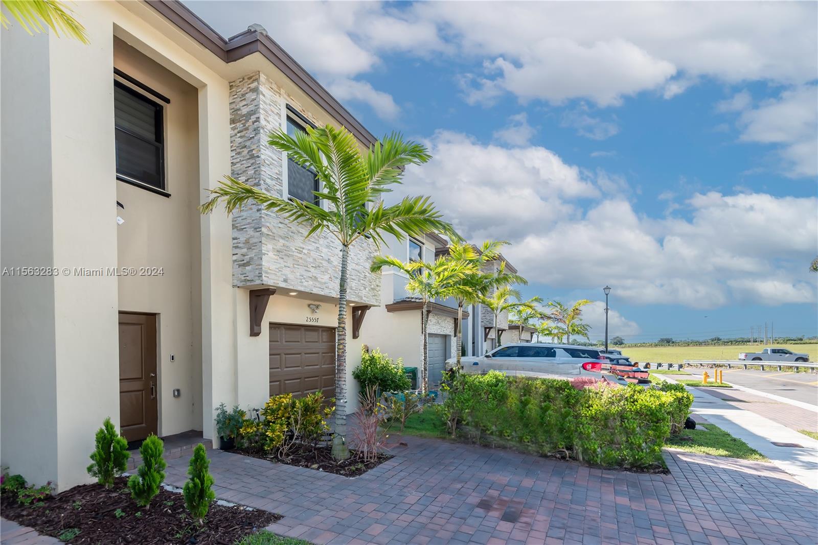 Homestead, Florida 33032, 4 Bedrooms Bedrooms, ,3 BathroomsBathrooms,Residentiallease,For Rent,A11563283