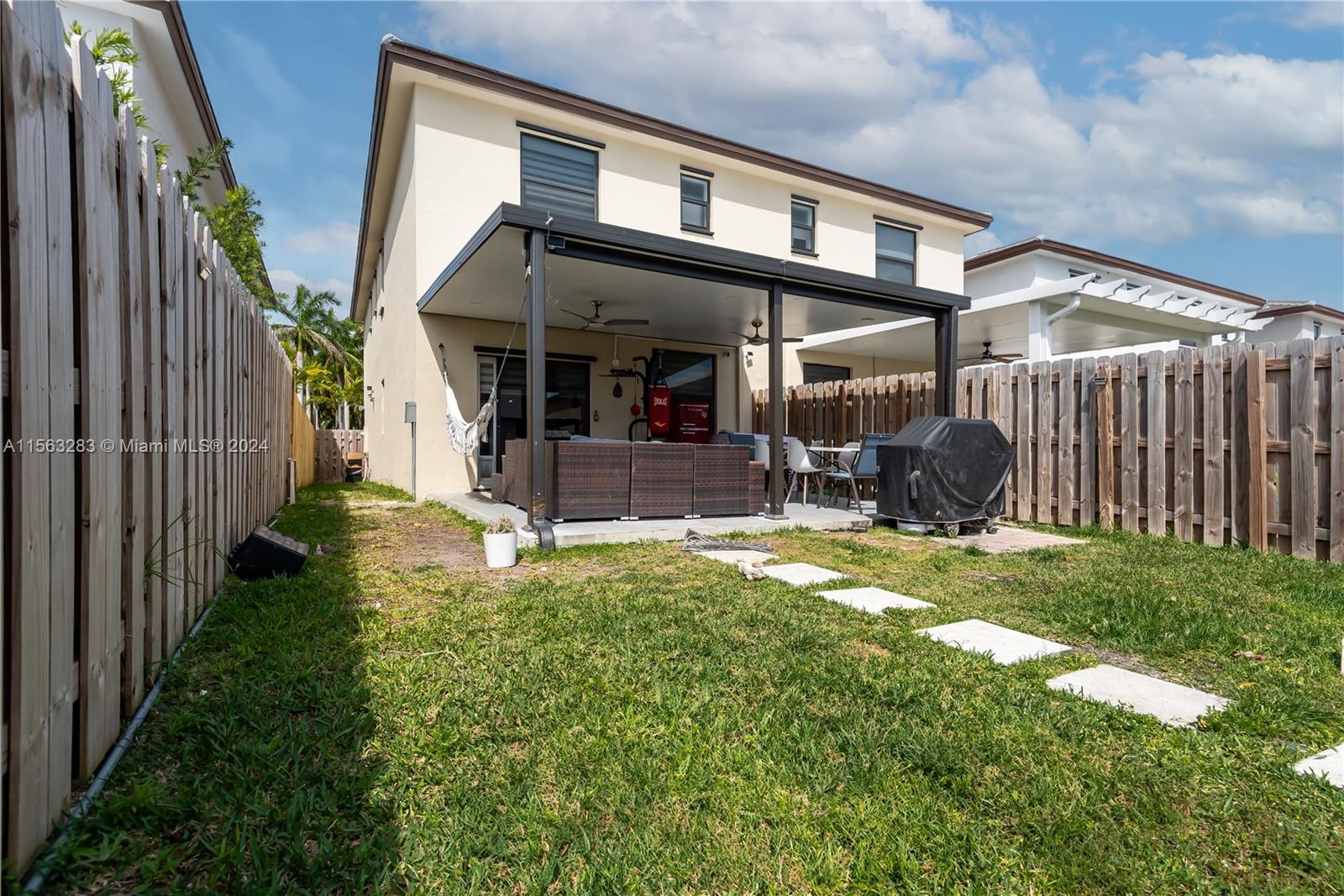 Homestead, Florida 33032, 4 Bedrooms Bedrooms, ,3 BathroomsBathrooms,Residentiallease,For Rent,A11563283