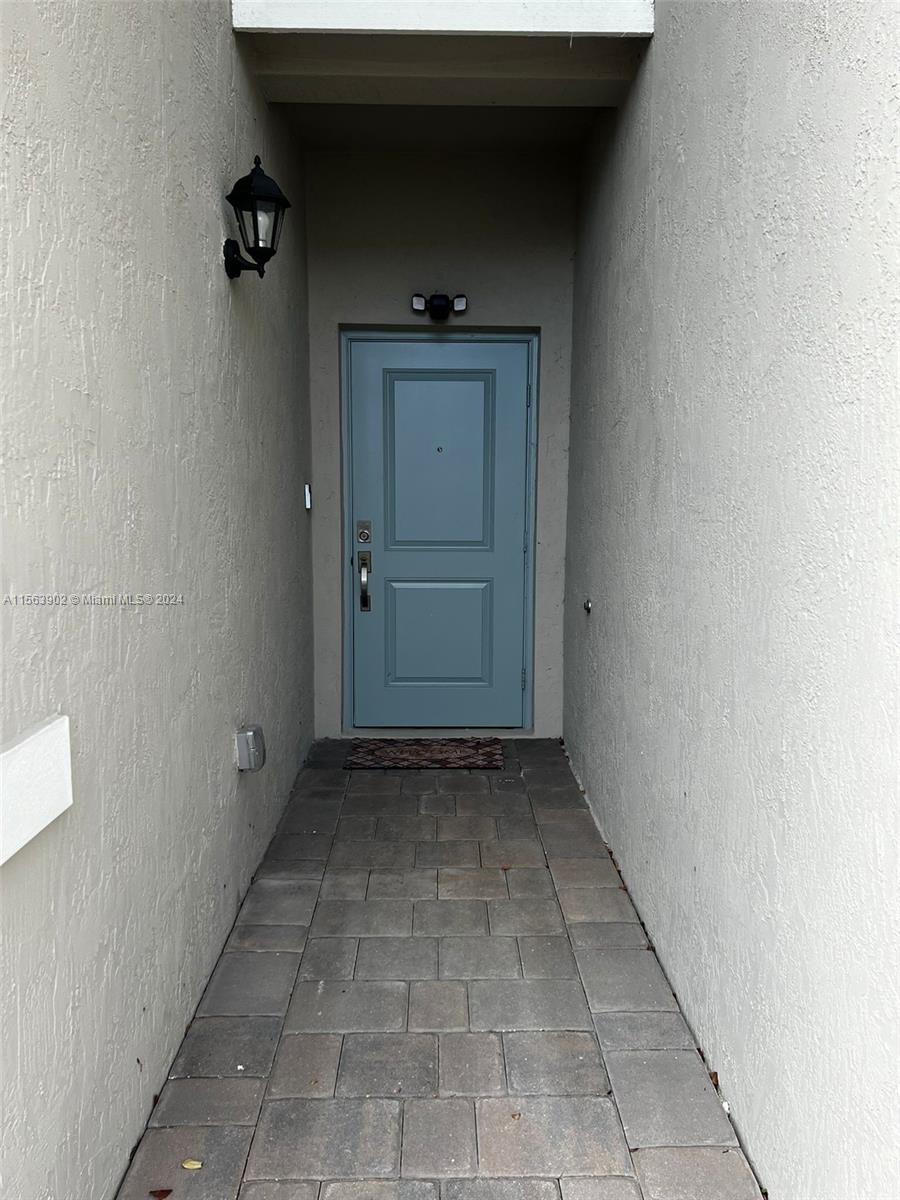 765 SE 17th Ct 765, Homestead, Florida 33034, 3 Bedrooms Bedrooms, ,2 BathroomsBathrooms,Residentiallease,For Rent,765 SE 17th Ct 765,A11563902