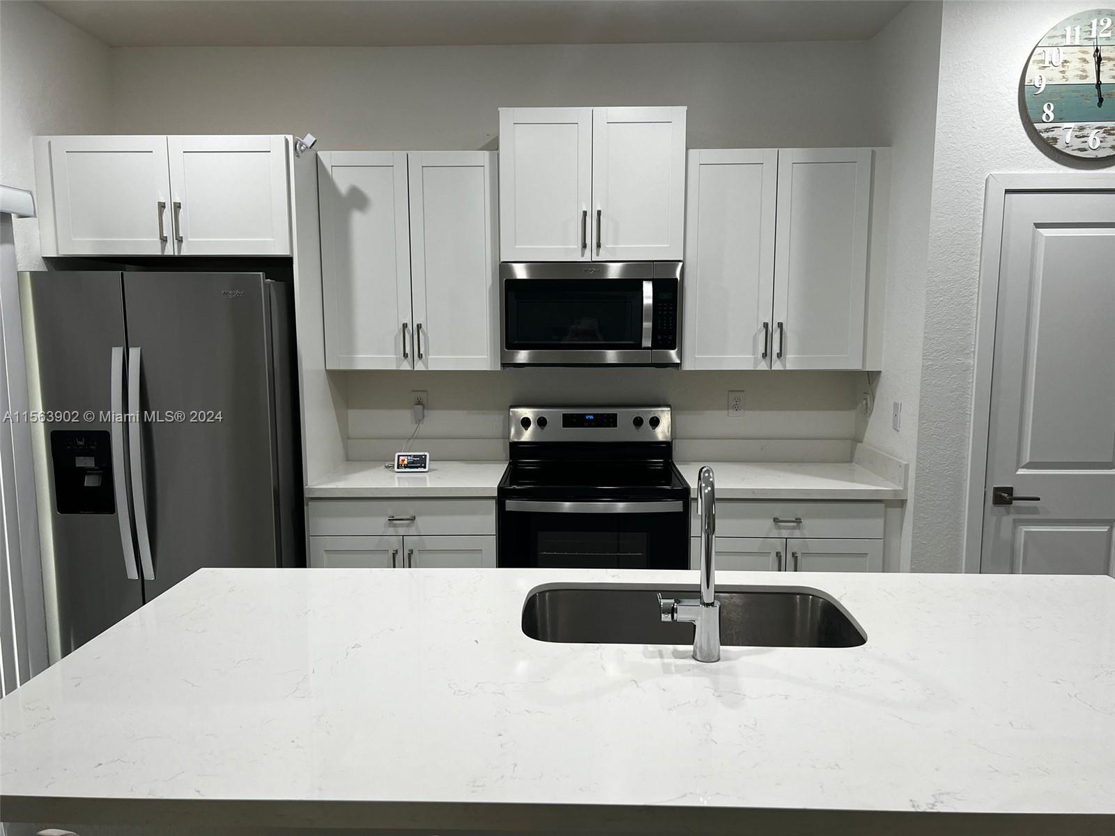 765 SE 17th Ct 765, Homestead, Florida 33034, 3 Bedrooms Bedrooms, ,2 BathroomsBathrooms,Residentiallease,For Rent,765 SE 17th Ct 765,A11563902