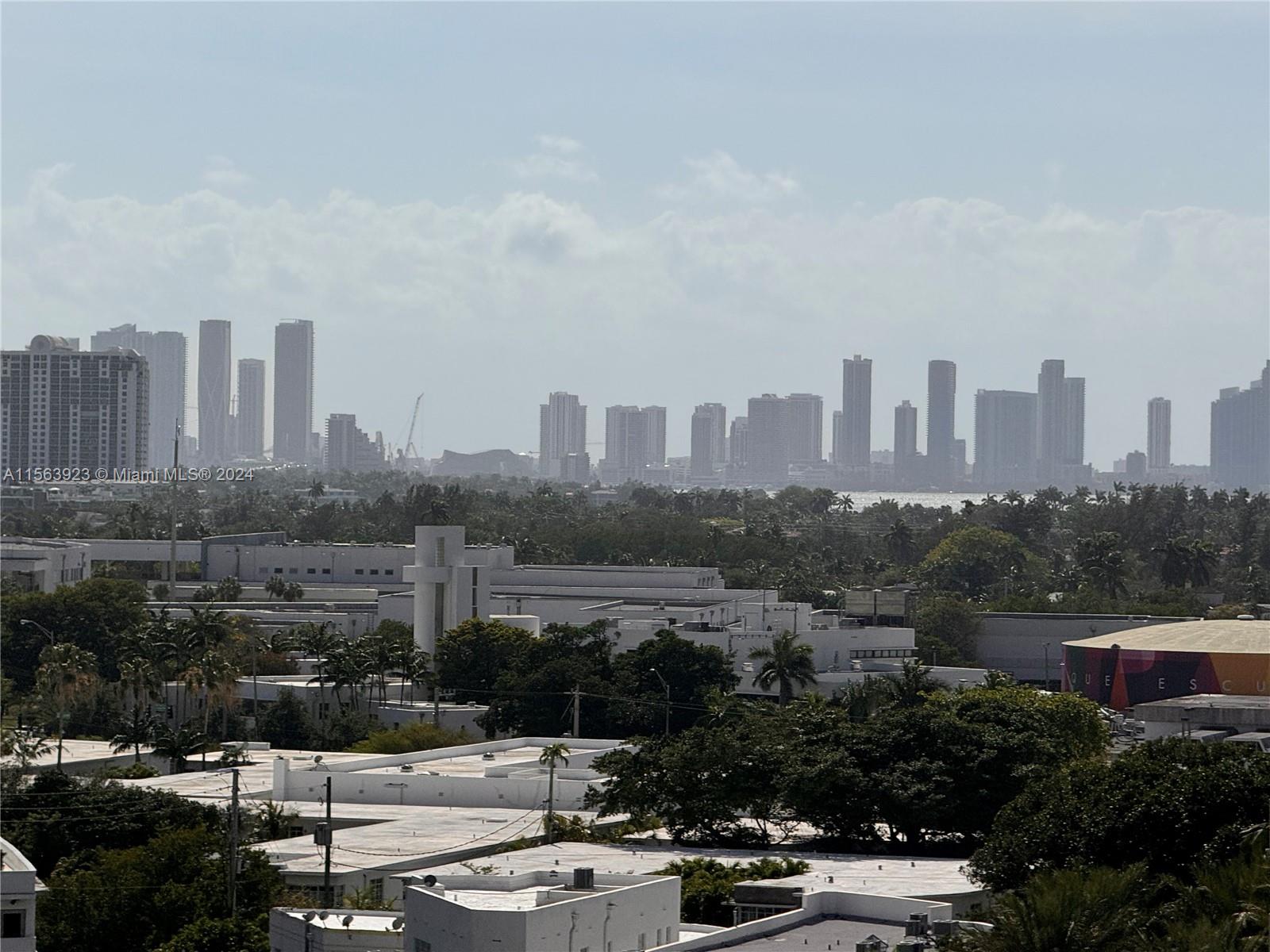 2457 Collins Ave 1105, Miami Beach, Florida 33140, 1 Bedroom Bedrooms, ,1 BathroomBathrooms,Residentiallease,For Rent,2457 Collins Ave 1105,A11563923