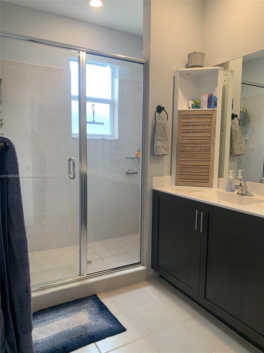 2640 SE 12th St, Homestead, Florida 33035, 3 Bedrooms Bedrooms, ,2 BathroomsBathrooms,Residentiallease,For Rent,2640 SE 12th St,A11563406