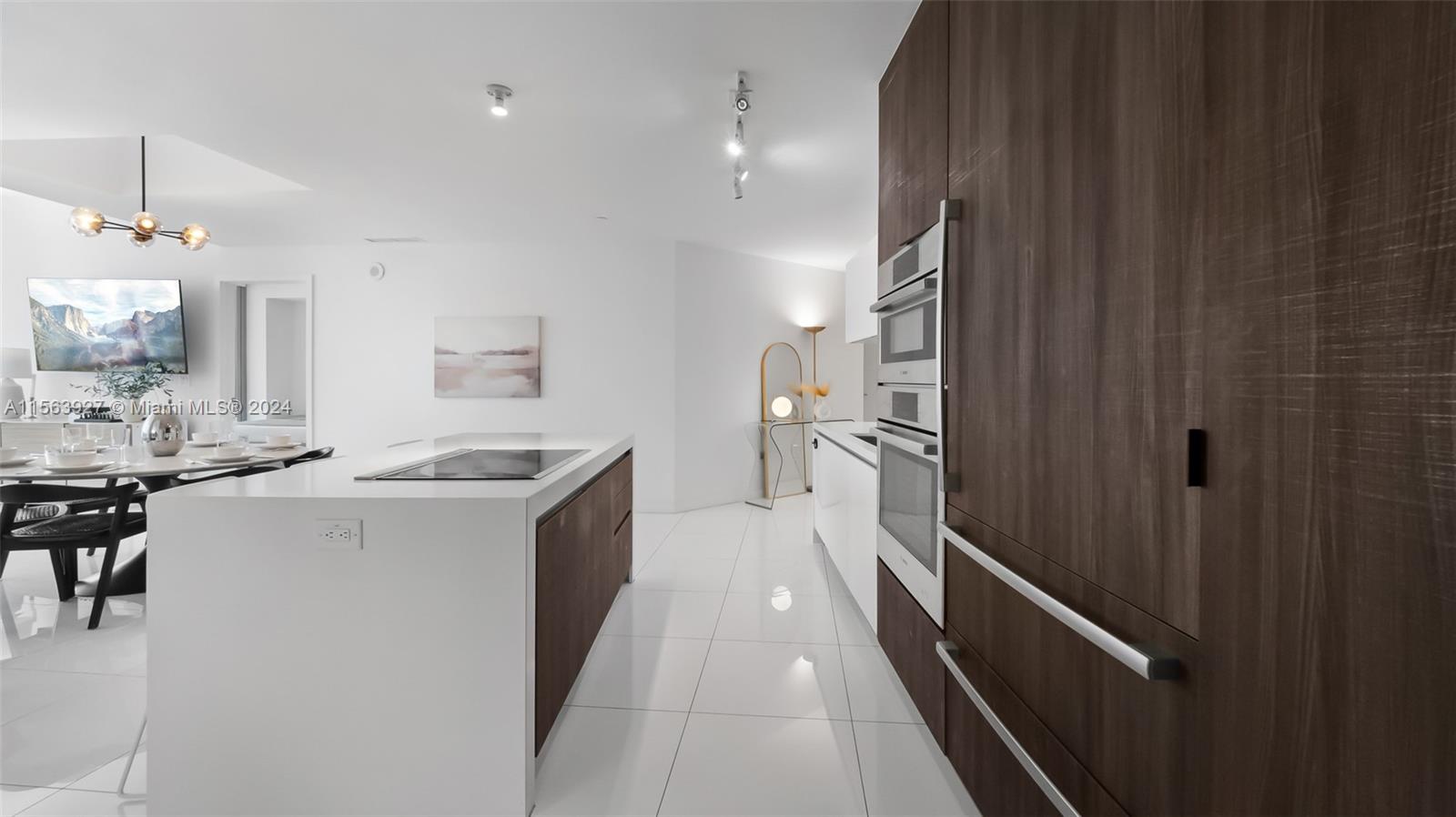 851 NE 1st Ave 3303, Miami, Florida 33132, 2 Bedrooms Bedrooms, ,3 BathroomsBathrooms,Residentiallease,For Rent,851 NE 1st Ave 3303,A11563927