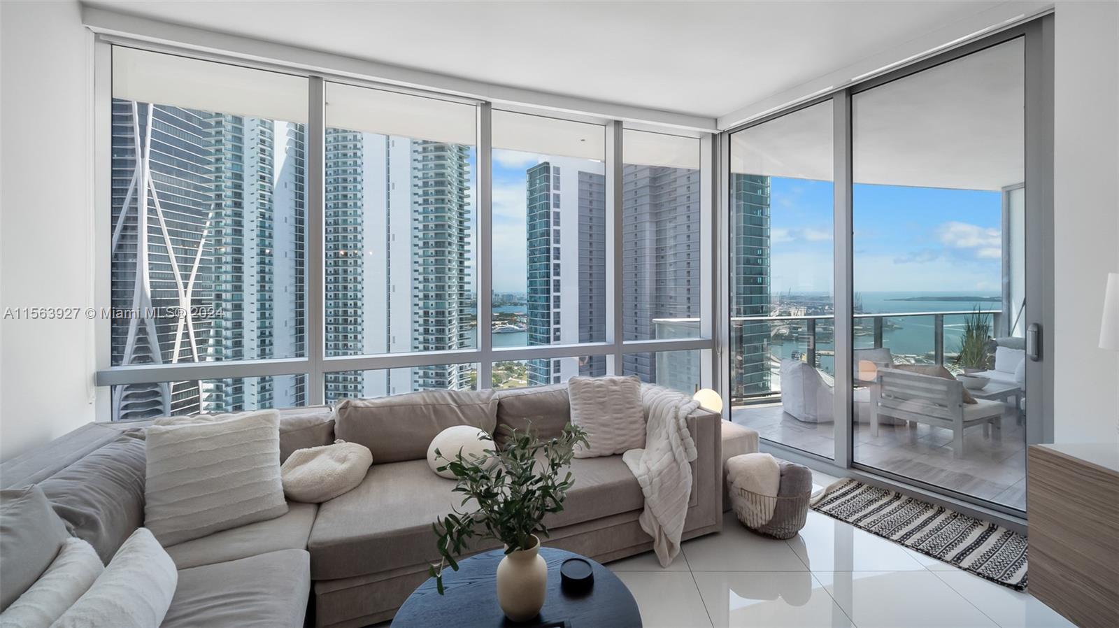 851 NE 1st Ave 3303, Miami, Florida 33132, 2 Bedrooms Bedrooms, ,3 BathroomsBathrooms,Residentiallease,For Rent,851 NE 1st Ave 3303,A11563927