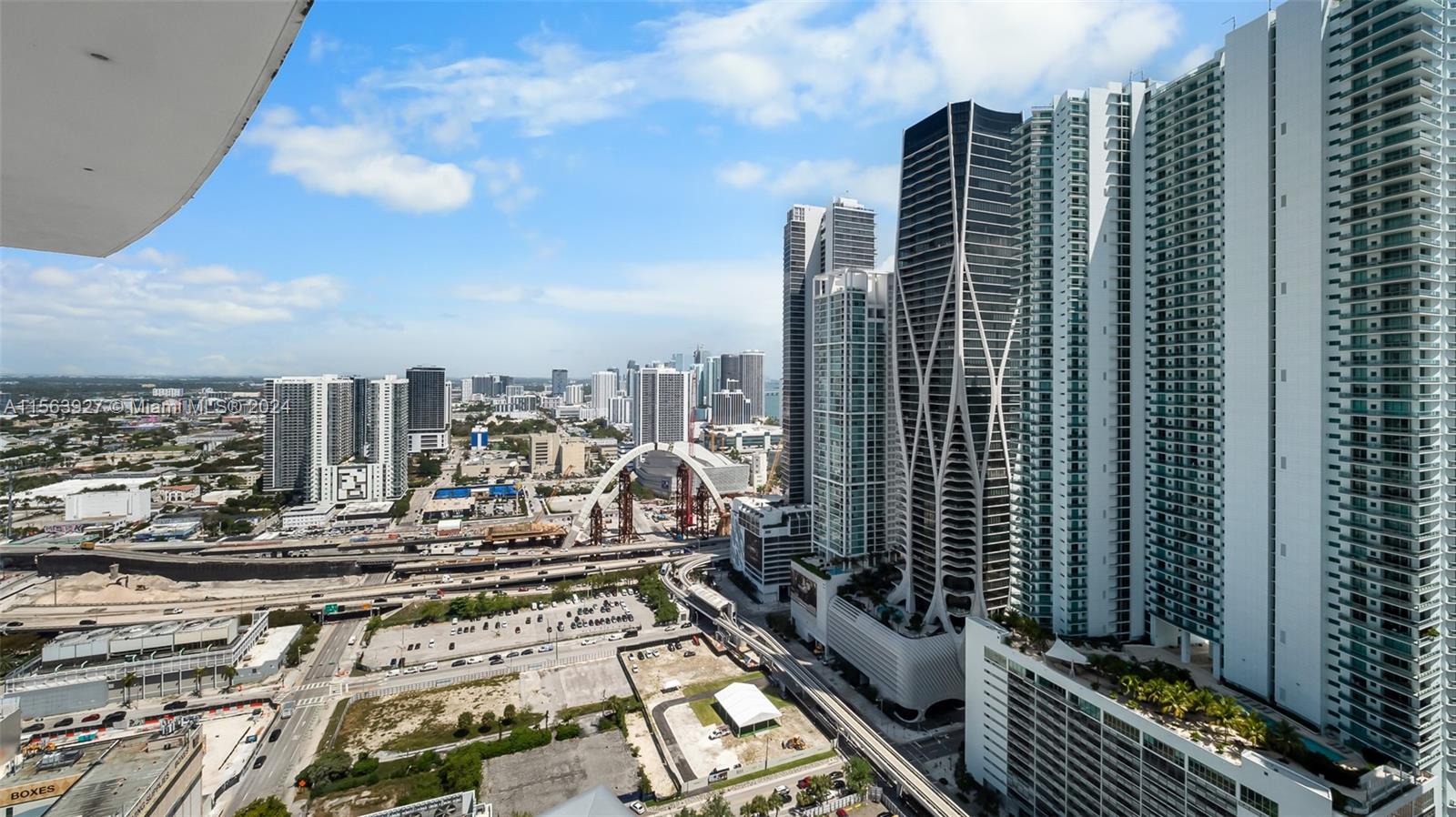 851 NE 1st Ave 3303, Miami, Florida 33132, 2 Bedrooms Bedrooms, ,3 BathroomsBathrooms,Residentiallease,For Rent,851 NE 1st Ave 3303,A11563927