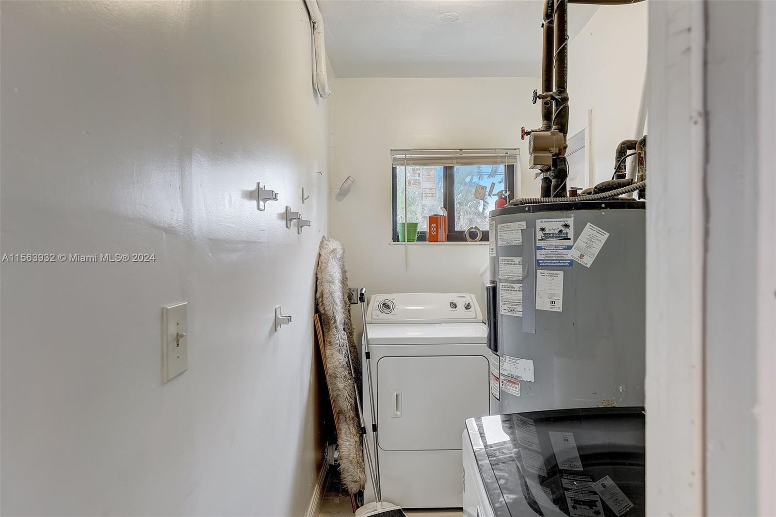 6961 Scott St, Hollywood, Florida 33024, 3 Bedrooms Bedrooms, ,2 BathroomsBathrooms,Residential,For Sale,6961 Scott St,A11563932