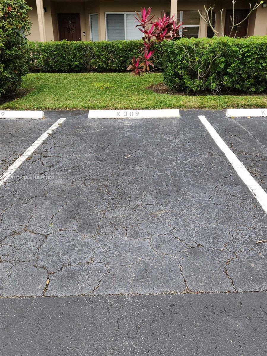 Your parking spot is right up​​‌​​​​‌​​‌‌​‌‌​​​‌‌​‌​‌​‌​​​‌​​ front!