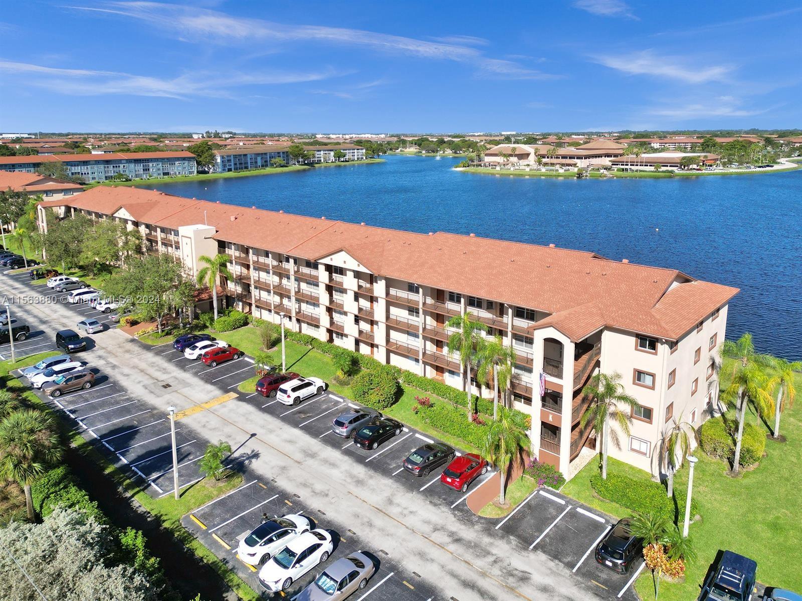 Pembroke Pines, Florida 33027, 2 Bedrooms Bedrooms, ,2 BathroomsBathrooms,Residentiallease,For Rent,A11563880