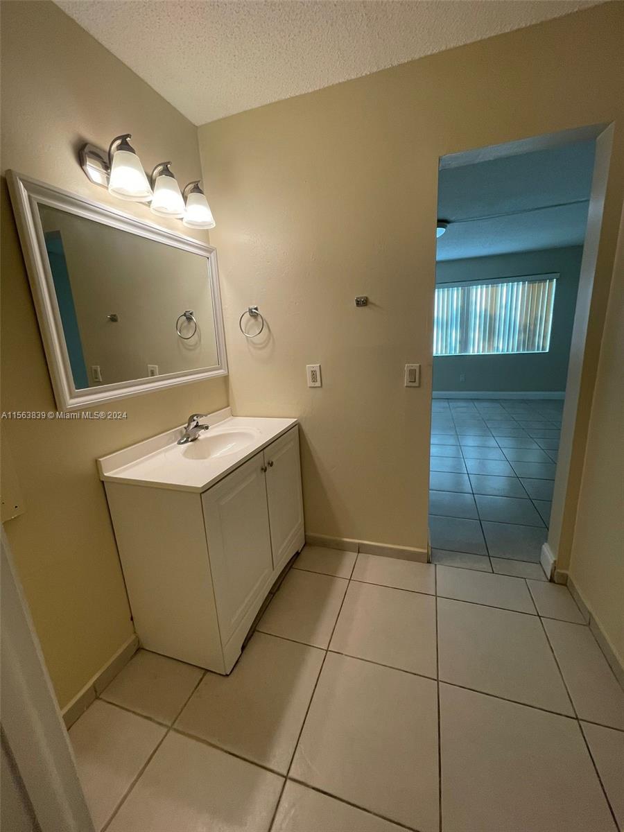 14850 Naranja Lakes Blvd B1G, Homestead, Florida 33032, 2 Bedrooms Bedrooms, ,1 BathroomBathrooms,Residential,For Sale,14850 Naranja Lakes Blvd B1G,A11563839