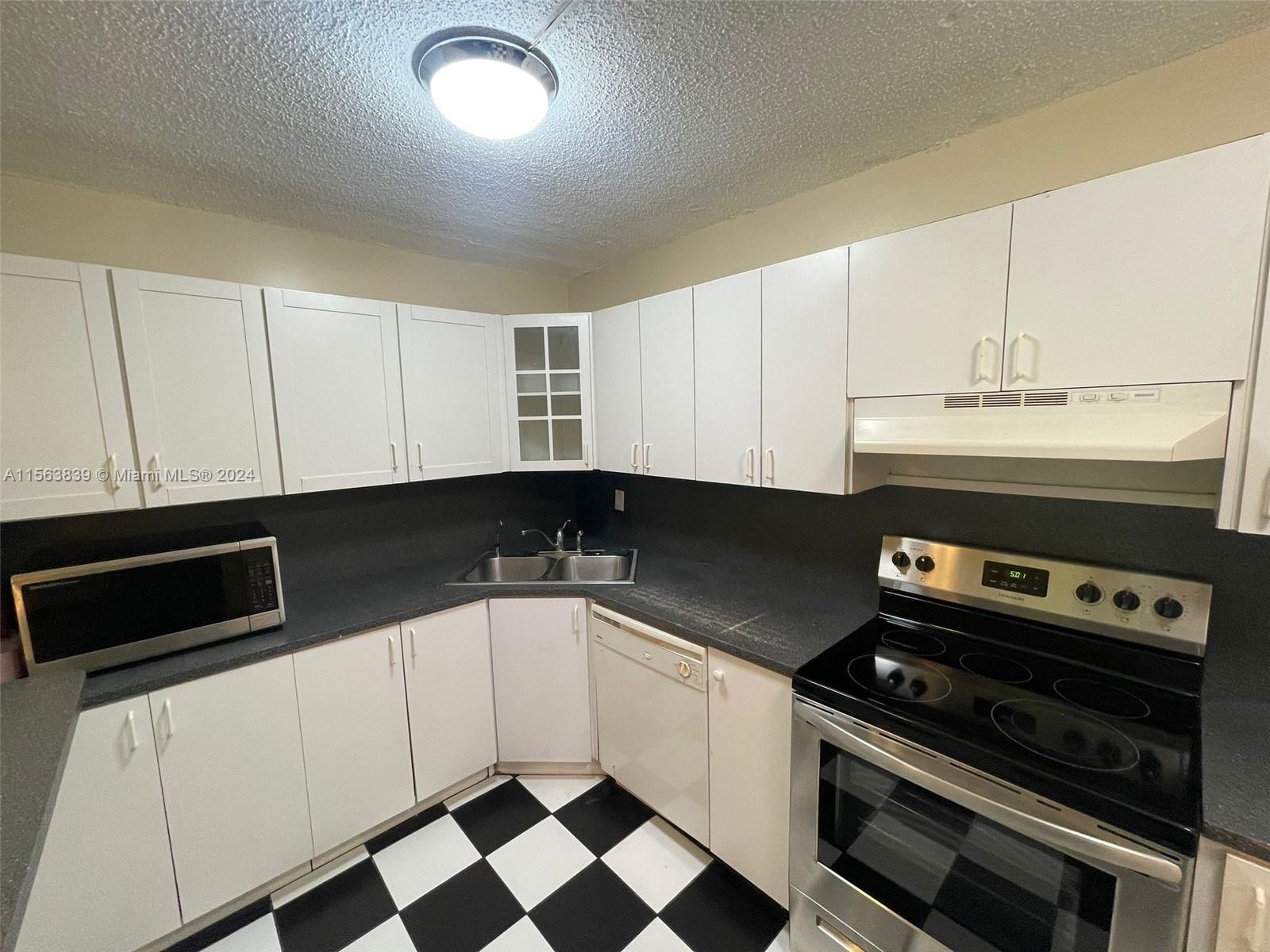 14850 Naranja Lakes Blvd B1G, Homestead, Florida 33032, 2 Bedrooms Bedrooms, ,1 BathroomBathrooms,Residential,For Sale,14850 Naranja Lakes Blvd B1G,A11563839