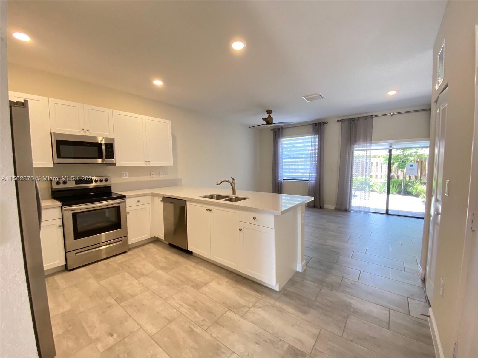 24958 SW 114th Ave, Homestead, Florida 33032, 3 Bedrooms Bedrooms, ,2 BathroomsBathrooms,Residentiallease,For Rent,24958 SW 114th Ave,A11562870