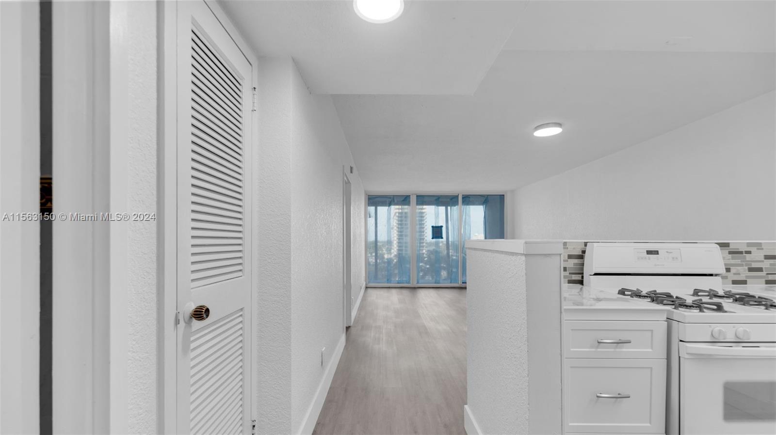 2030 S Ocean Dr 502, Hallandale Beach, Florida 33009, 1 Bedroom Bedrooms, ,1 BathroomBathrooms,Residential,For Sale,2030 S Ocean Dr 502,A11563150