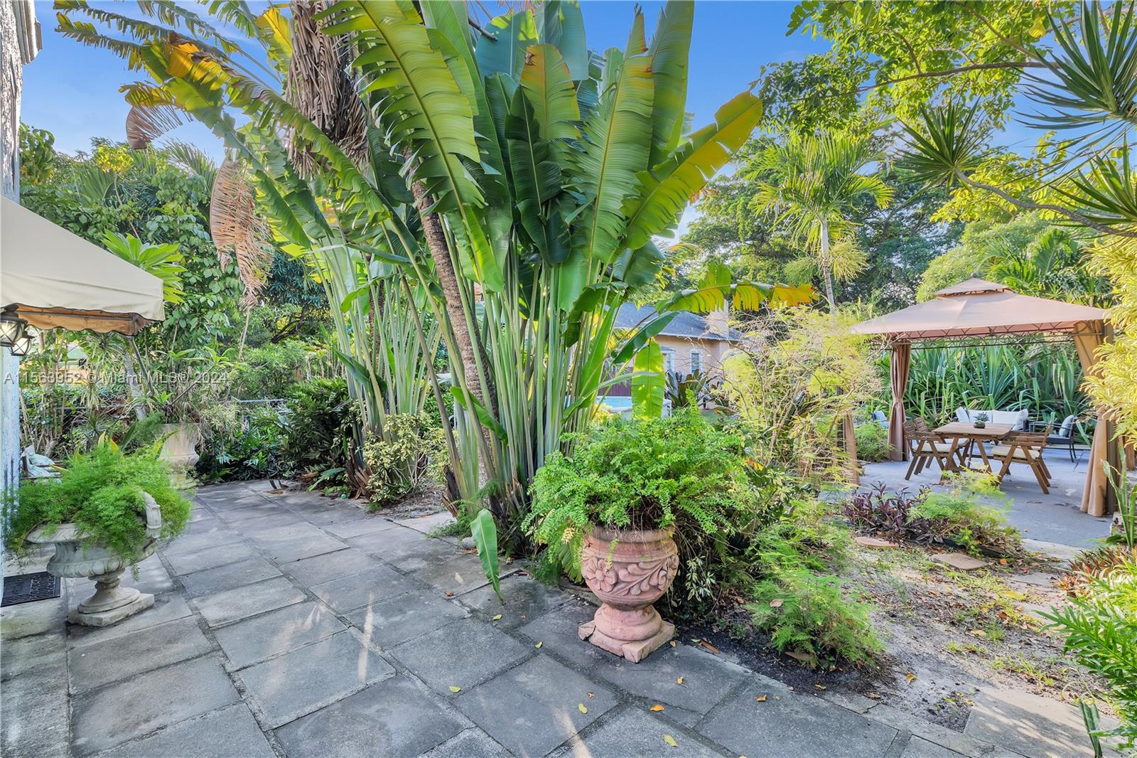 1947 Adams St Upper, Hollywood, Florida 33020, 1 Bedroom Bedrooms, ,1 BathroomBathrooms,Residentiallease,For Rent,1947 Adams St Upper,A11563952