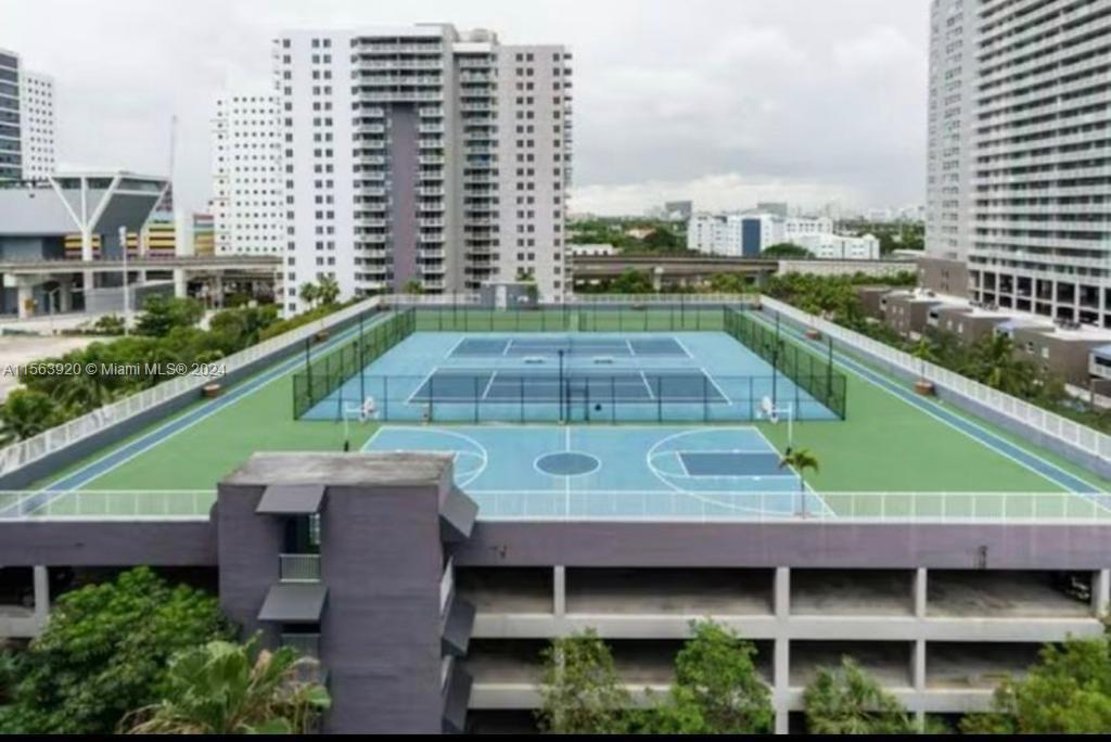 800 N Miami Ave E-1009, Miami, Florida 33136, 2 Bedrooms Bedrooms, ,2 BathroomsBathrooms,Residentiallease,For Rent,800 N Miami Ave E-1009,A11563920