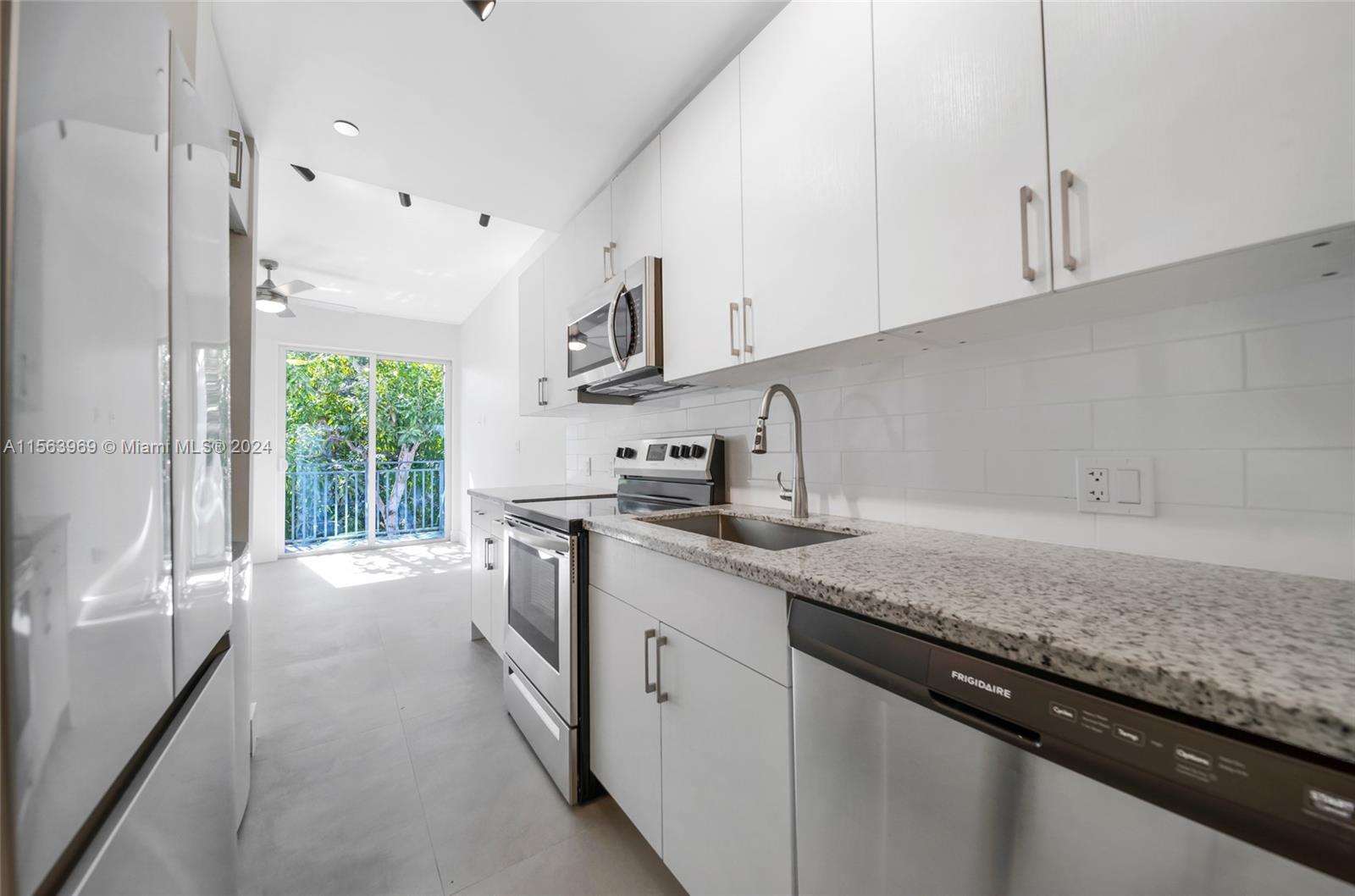 1536 NW 15th Ave 303, Miami, Florida 33125, ,1 BathroomBathrooms,Residentiallease,For Rent,1536 NW 15th Ave 303,A11563969