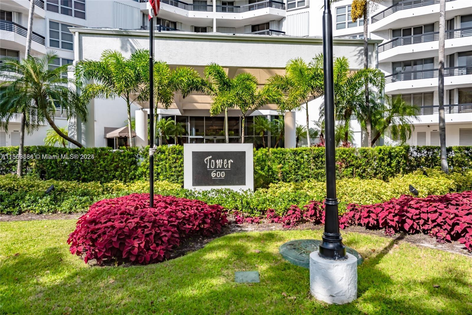 3400 NE 192nd St 1901, Aventura, Florida 33180, 2 Bedrooms Bedrooms, ,2 BathroomsBathrooms,Residentiallease,For Rent,3400 NE 192nd St 1901,A11563836