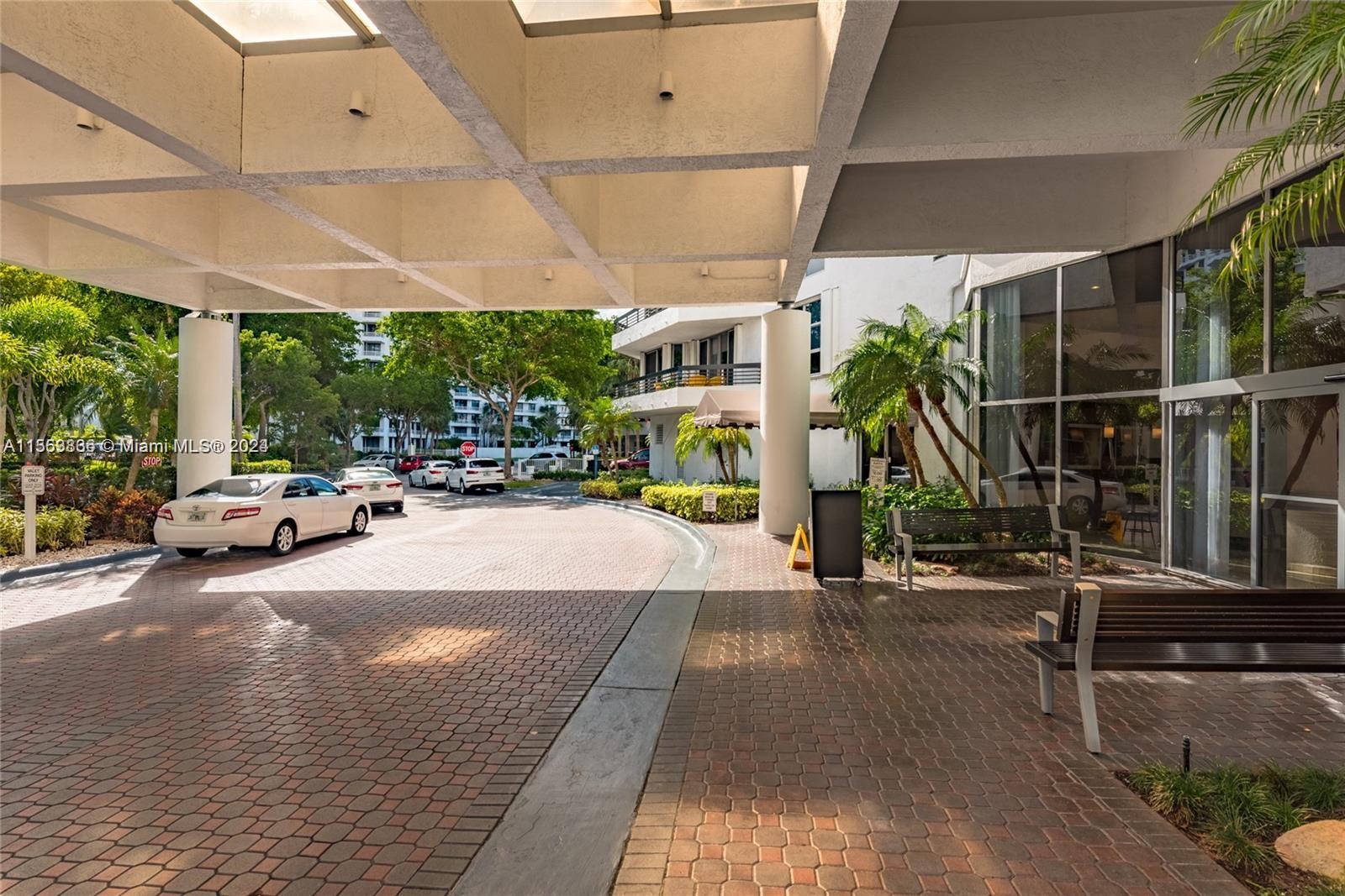 3400 NE 192nd St 1901, Aventura, Florida 33180, 2 Bedrooms Bedrooms, ,2 BathroomsBathrooms,Residentiallease,For Rent,3400 NE 192nd St 1901,A11563836